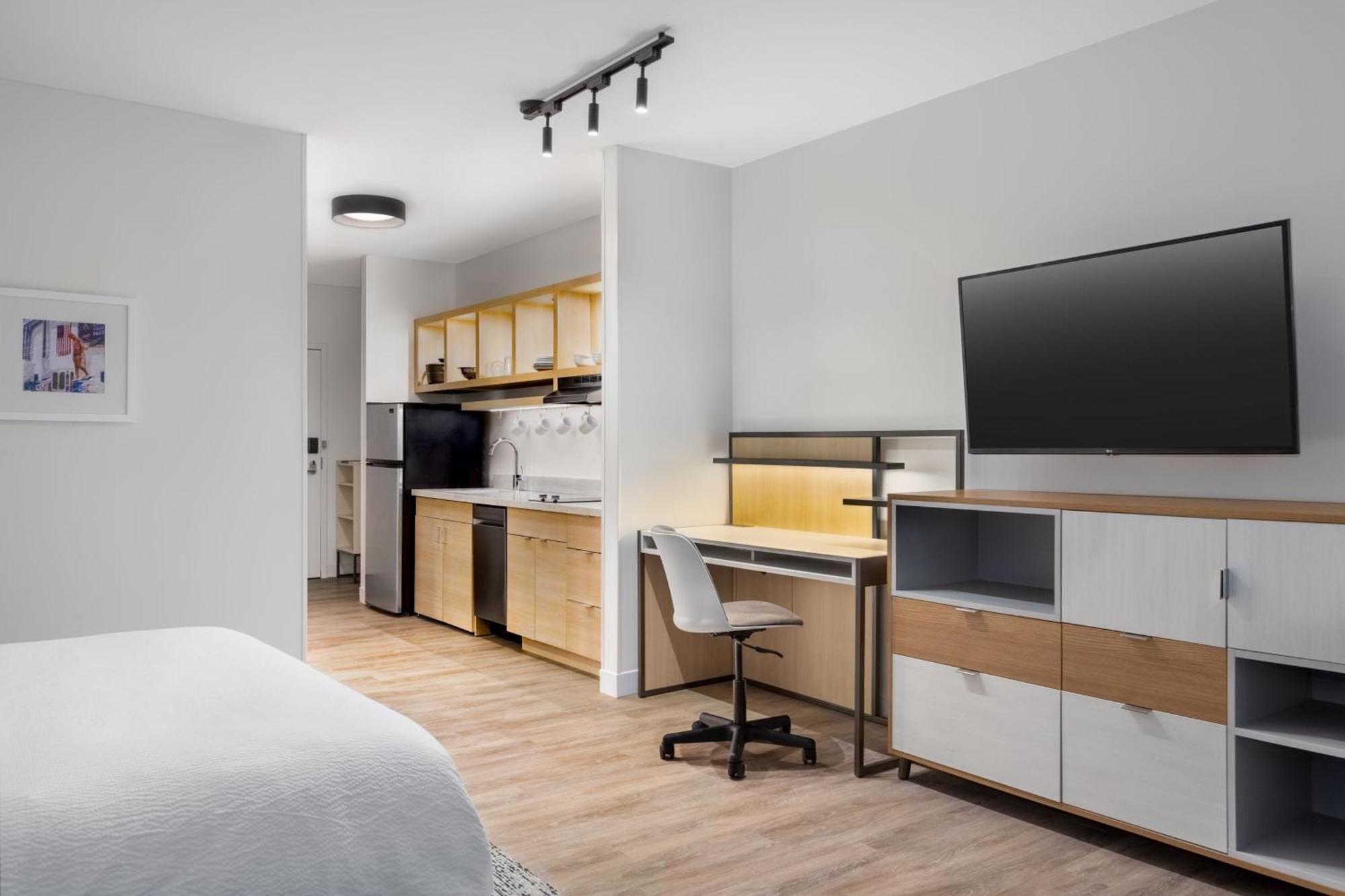 Towneplace Suites By Marriott Geneva At Spire Academy Dış mekan fotoğraf