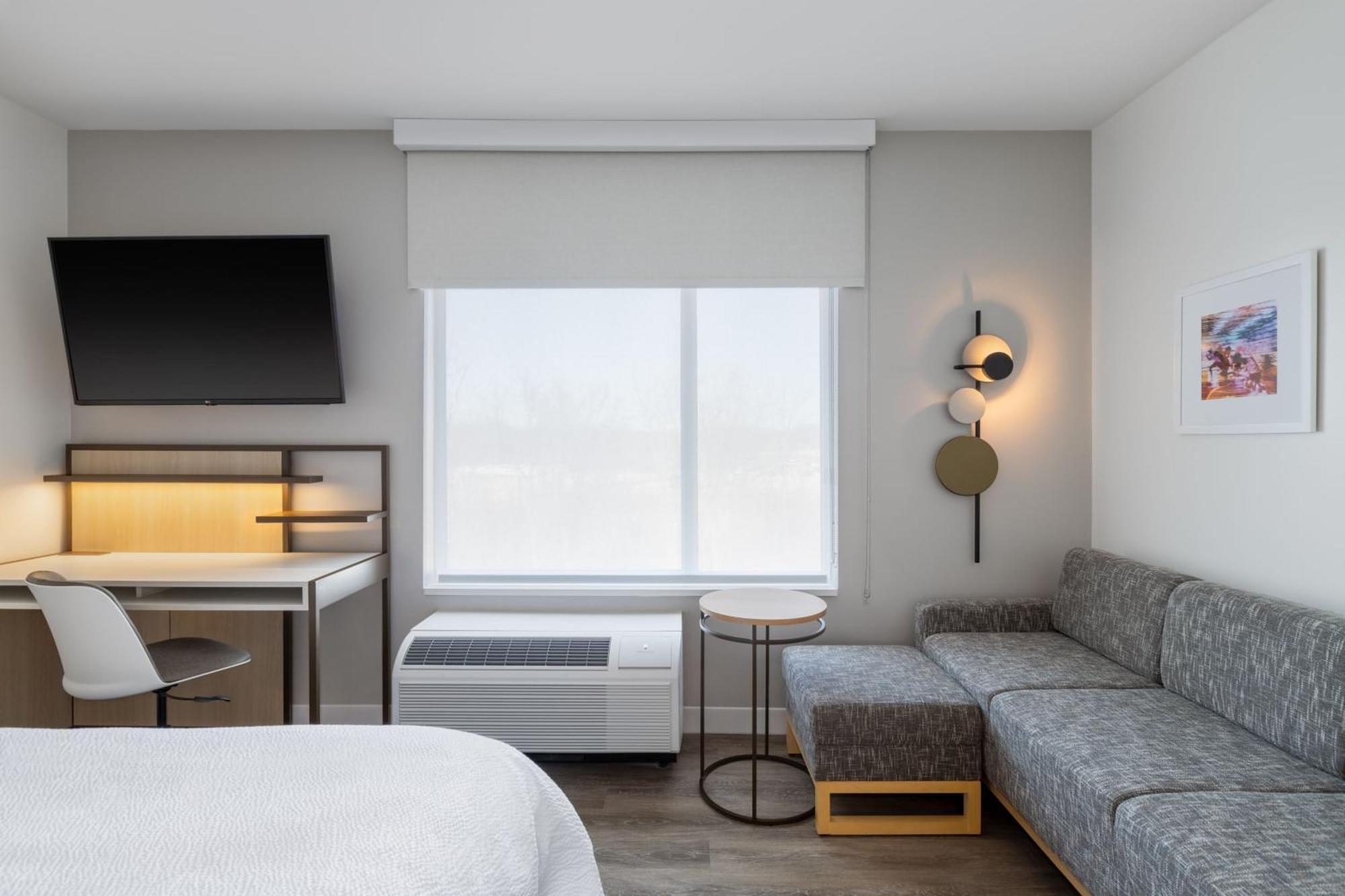 Towneplace Suites By Marriott Geneva At Spire Academy Dış mekan fotoğraf