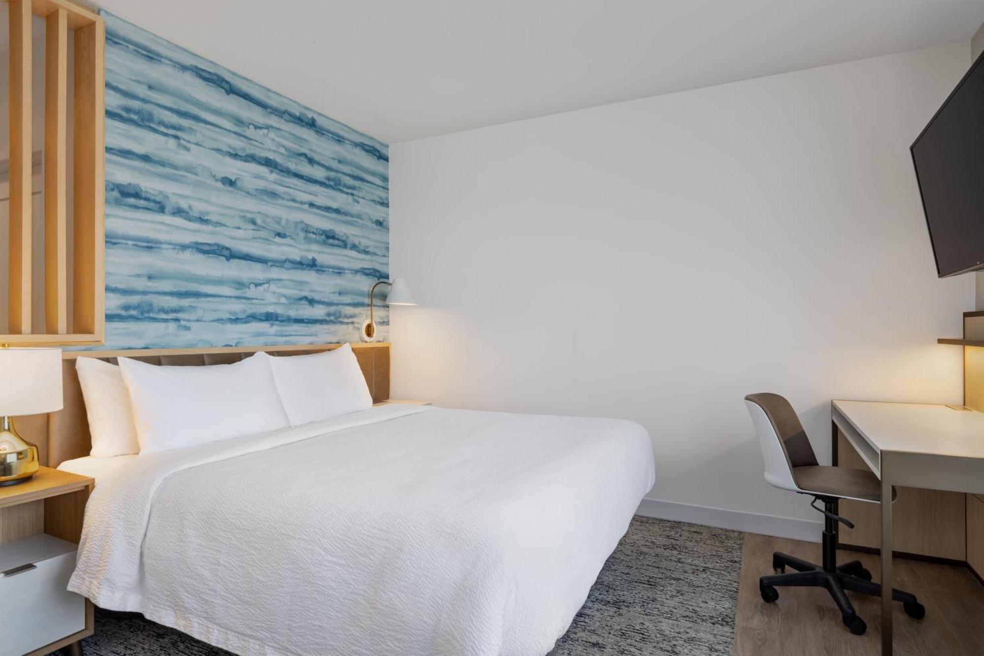 Towneplace Suites By Marriott Geneva At Spire Academy Dış mekan fotoğraf