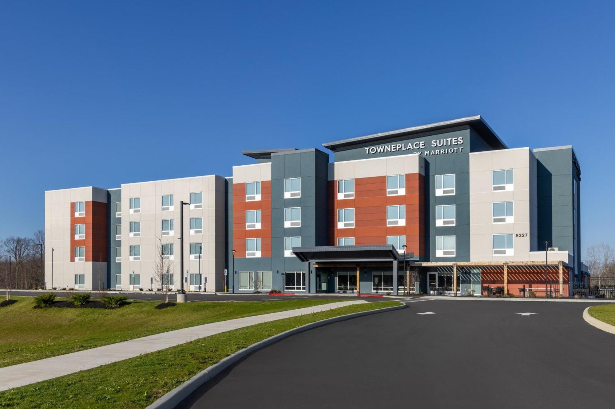 Towneplace Suites By Marriott Geneva At Spire Academy Dış mekan fotoğraf